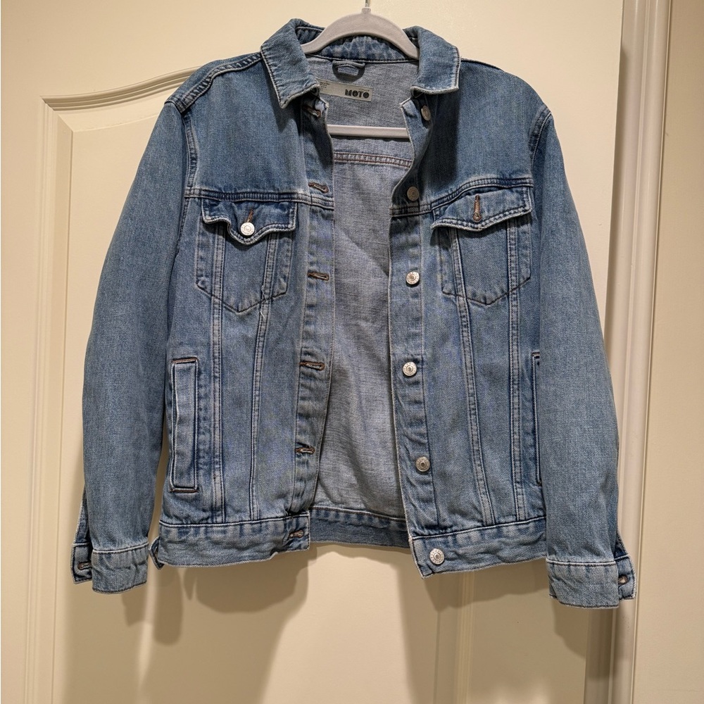 TOPSHOP OVERSIZED DENIM JACKET